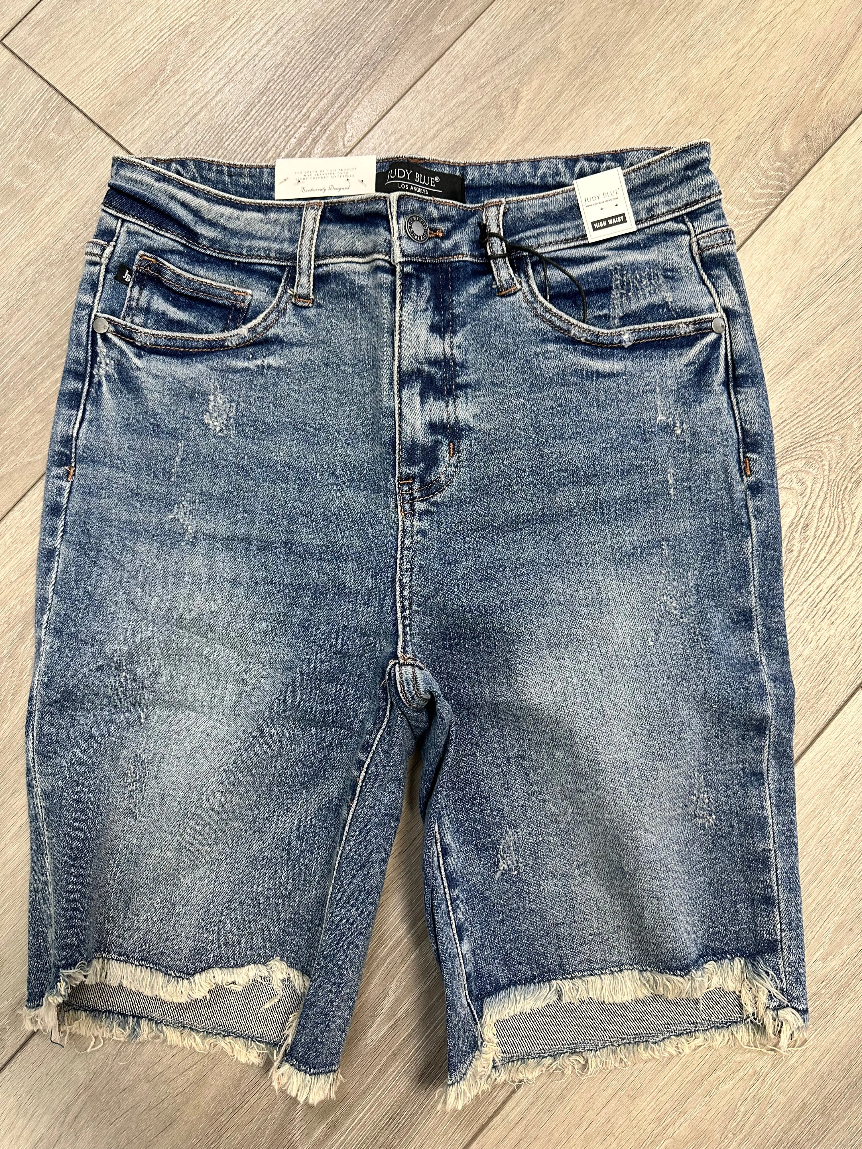Cut Off Bermuda Shorts