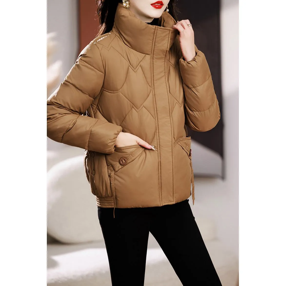 Quilted Diamond Cropped Puffer Jacket
